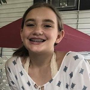 Meet your Posher, Eva